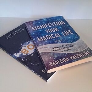 MANIFESTING YOUR MAGICAL LIFE / BORN Paperback Books